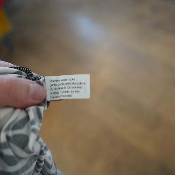 Tori Richard Maxi Dress Womens XL Black White Tropical Print Hawaiian Scoop Neck - Picture 3 of 9